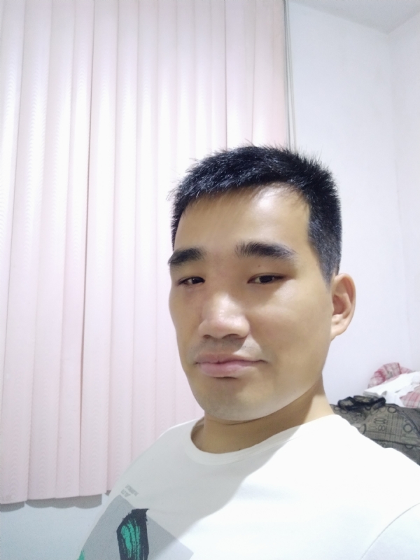 大男孩的第一张照片--政和婚介网