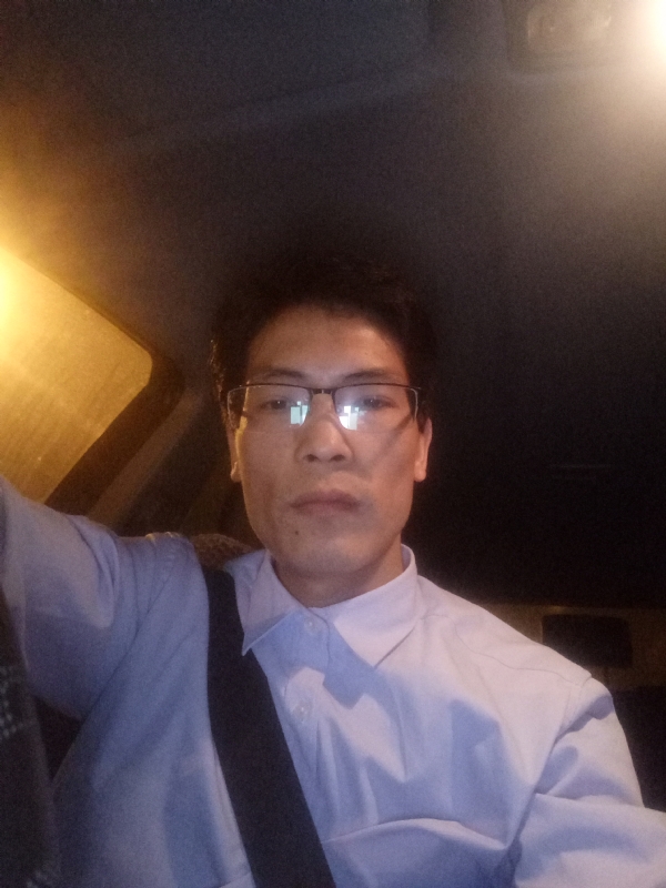 爱也要以诚相待的第三张照片--政和婚介网