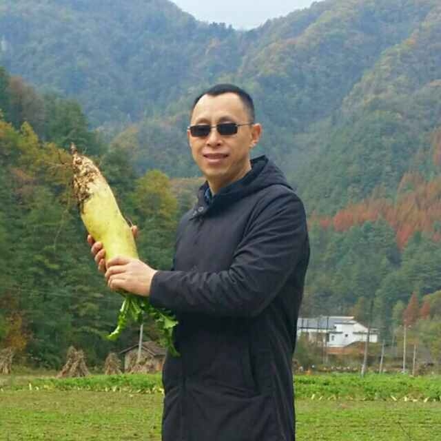 墨迹男的第一张照片--政和婚介网