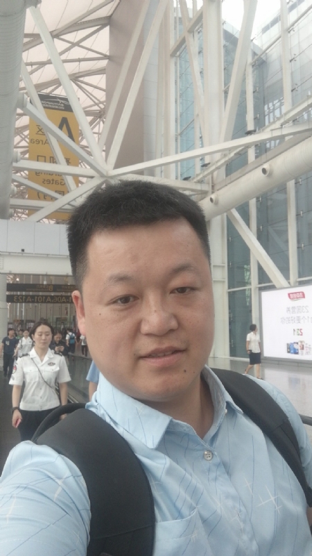 枫叶的第一张照片--政和婚介网