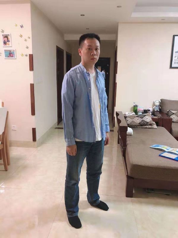 以勒的第一张照片--政和婚介网