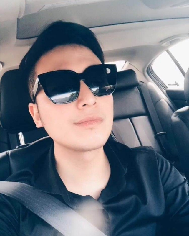 沉稳的第一张照片--政和婚介网