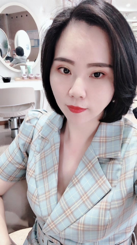 固执的第一张照片--政和婚介网