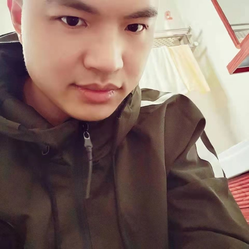 高大上的宅男的第二张照片--政和婚介网