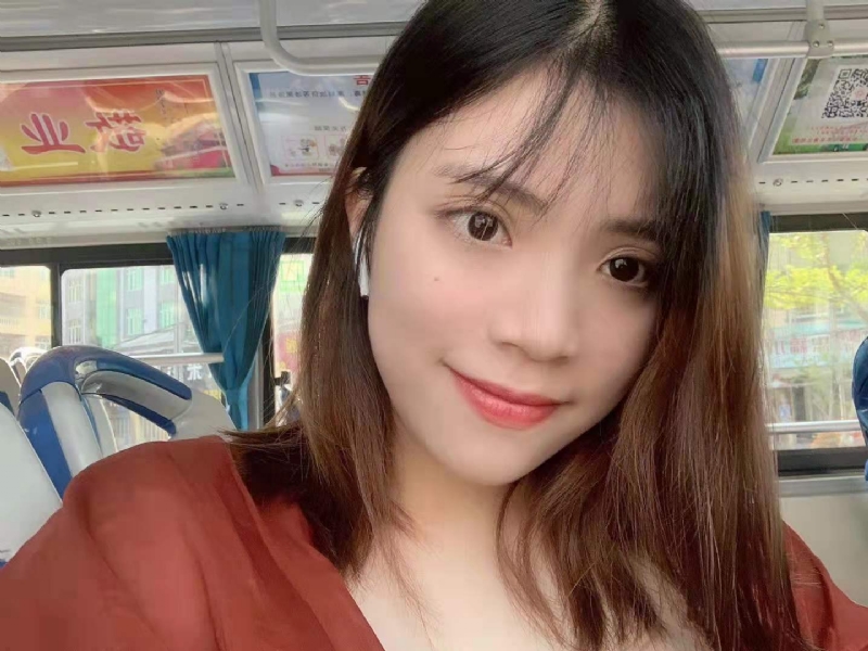 小眼睛的第一张照片--政和婚介网