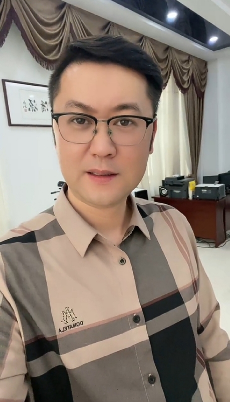 勤勉的第一张照片--政和婚介网