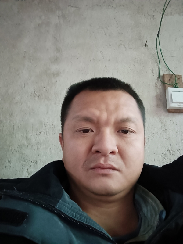 兰成龙的第二张照片--政和婚介网