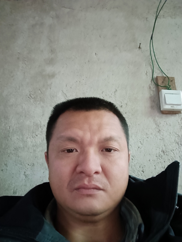 兰成龙的第四张照片--政和婚介网