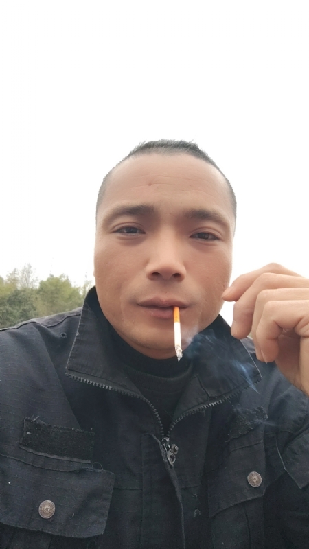 伯爵的第一张照片--政和婚介网