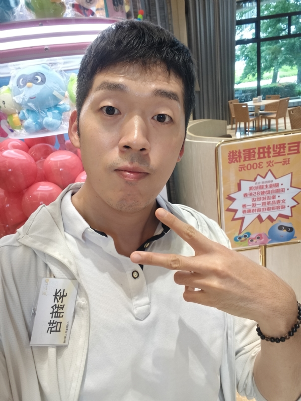 銪哲的第一张照片--政和婚介网